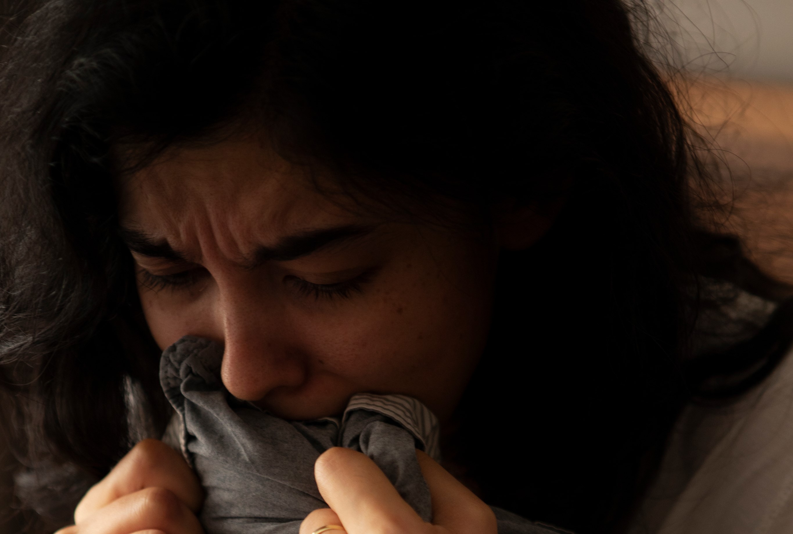 Person coping with PTSDEffective Strategies for Managing PTSD
